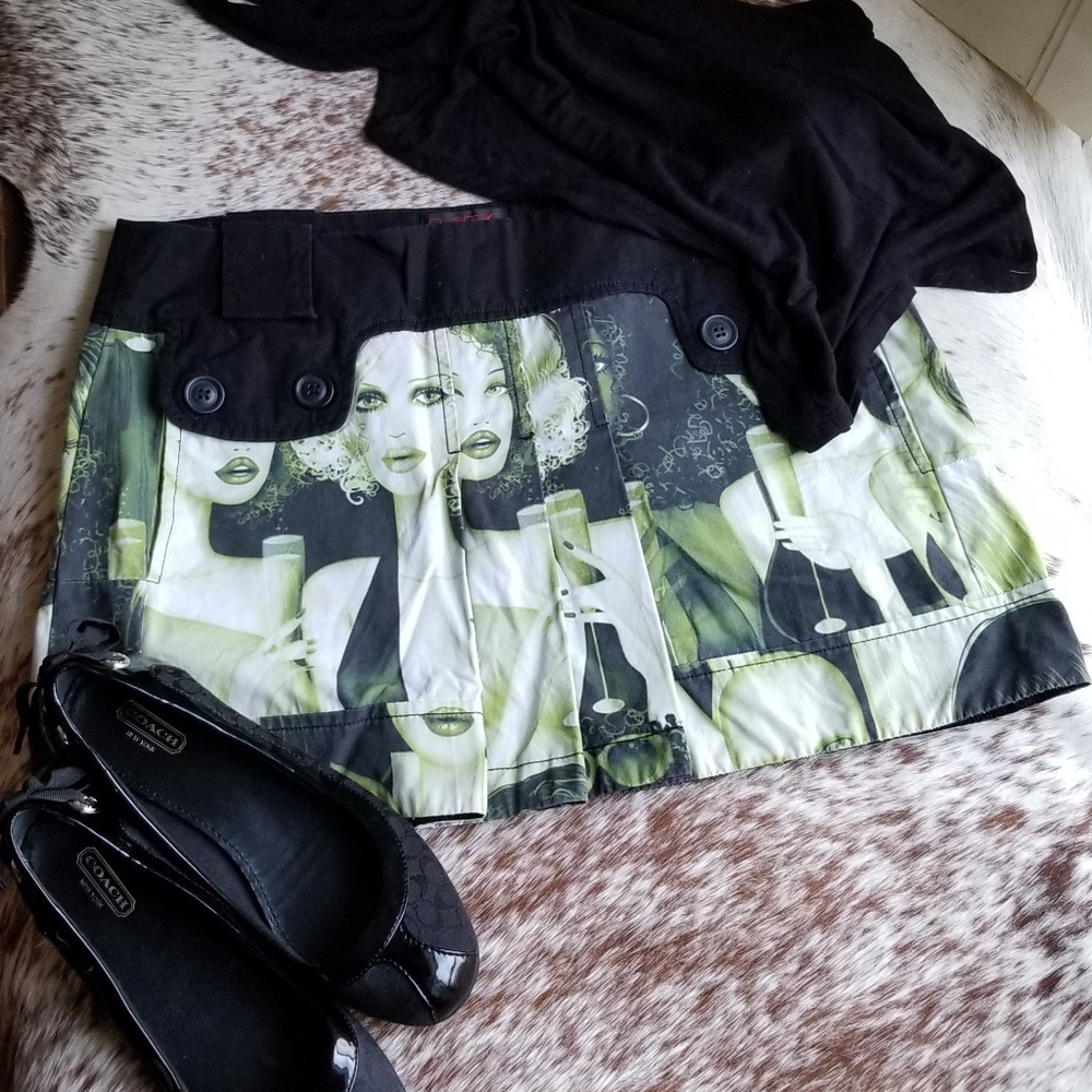 ☆SOLD☆Custo Barcelona 80s Revival Mini Skirt 4 - Picture 1 of 8